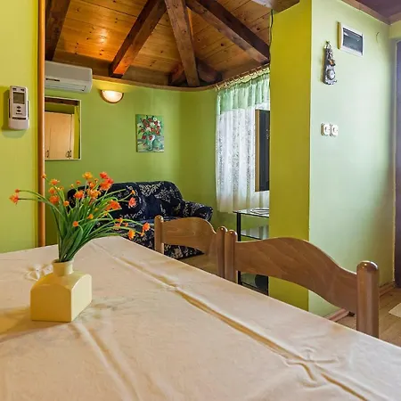 Amedea In * Istrien كانافانار